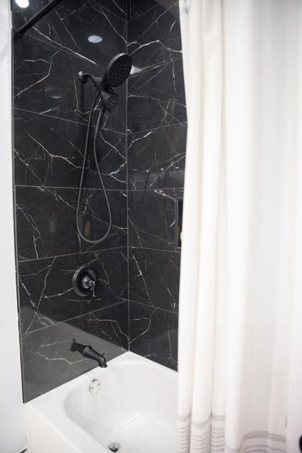 615 Mount Vernon Avenue, San Francisco CA: https://media.crmls.org/mediaz/8e08373b-3e3c-4012-9269-bd1094bca904.jpg