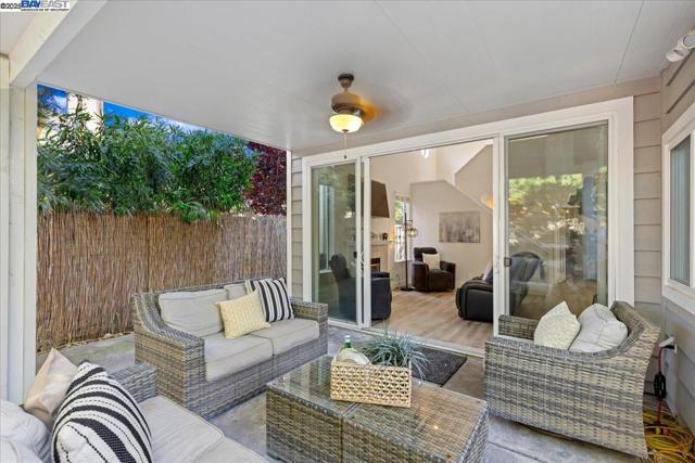 2211 Oakland Ave, Pleasanton CA: https://media.crmls.org/mediaz/8e0975aa-b52b-4dd3-b4a3-4e8b90b0d484.jpg
