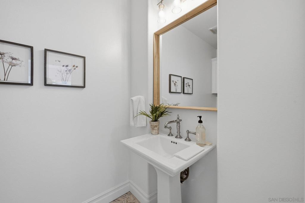855 Stratford Knoll - photo 14