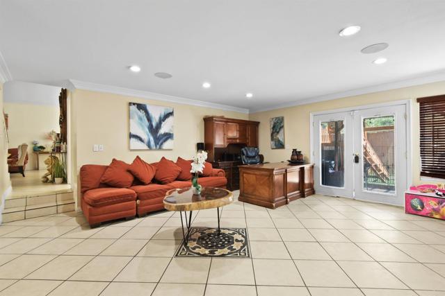 Detail Gallery Image 13 of 33 For 613 Point Vicente Ct, Chula Vista,  CA 91911 - 4 Beds | 2/1 Baths