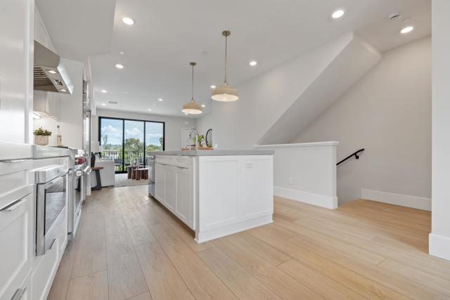 Detail Gallery Image 15 of 32 For 324 Chinquapin Ave, Carlsbad,  CA 92008 - 2 Beds | 2/1 Baths