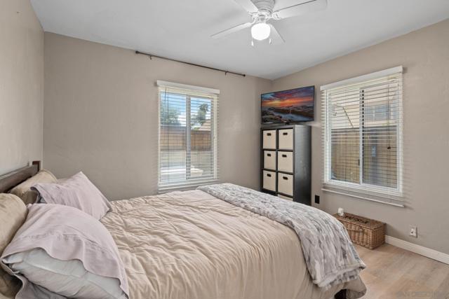 1620 49th St, San Diego CA: https://media.crmls.org/mediaz/8e0c9df4-3189-4640-ada3-81dddb8346c8.jpg