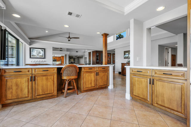 352 Villena Way, Palm Desert CA: https://media.crmls.org/mediaz/8e0cd7ad-1aac-498f-87a3-4ea5d4612324.jpg