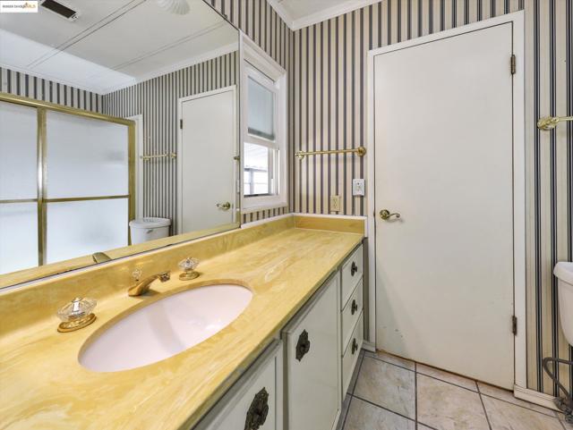29064 MENDEZ RD, Hayward CA: https://media.crmls.org/mediaz/8e0ceba2-9896-4edd-ad75-1ebdd220739b.jpg