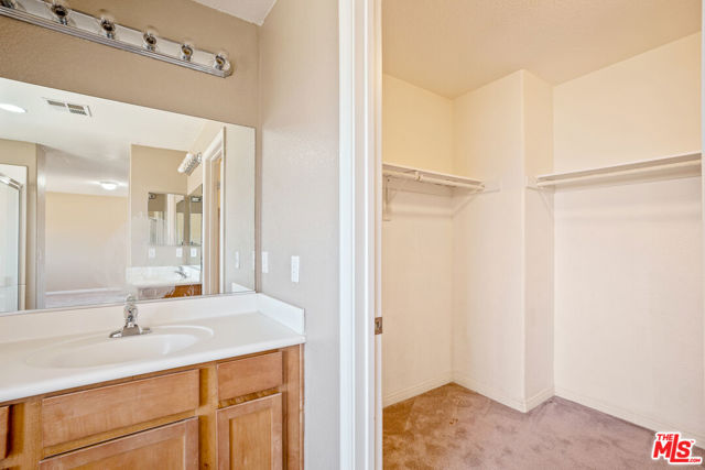 11714 Tara Lane, Adelanto, California 92301, 5 Bedrooms Bedrooms, ,3 BathroomsBathrooms,Single Family Residence,For Sale,Tara,24407197