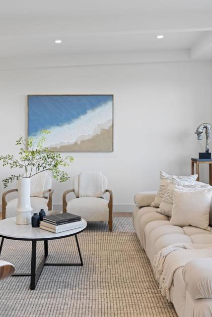 760 Loma Court, Redwood City CA: https://media.crmls.org/mediaz/8e0f692f-7a14-470b-9757-aaf593cc5b1e.jpg