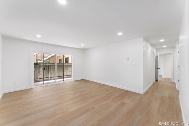 4855 Cole ST, San Diego CA: https://media.crmls.org/mediaz/8e0f95a8-c33d-41df-a475-131210811981.jpg