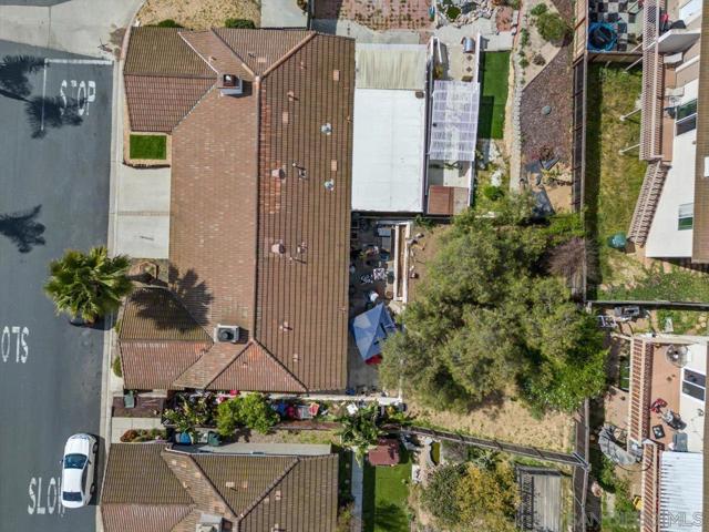 1264 Sundown Gln, Escondido CA: https://media.crmls.org/mediaz/8e0fe5f3-bfd0-4dfe-ac21-1af038f7ada8.jpg