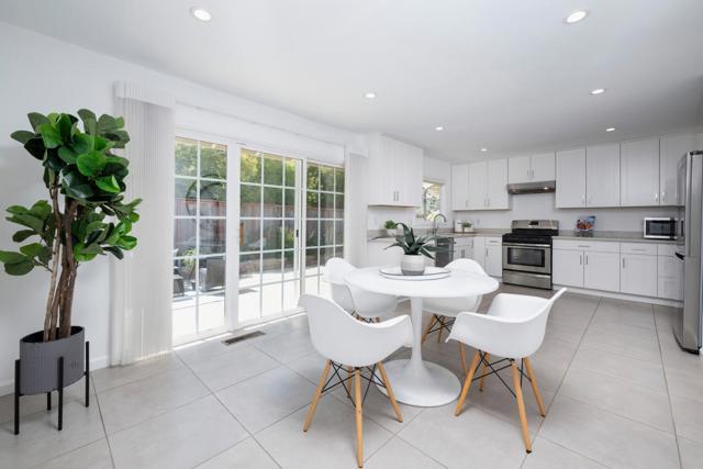 855 Mosswood Lane, Millbrae CA: https://media.crmls.org/mediaz/8e0fe906-ef54-47b6-a0b1-c2f542bb34df.jpg