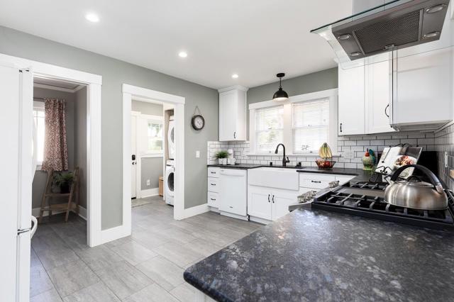 324 N 16th Street, San Jose CA: https://media.crmls.org/mediaz/8e100d6c-0238-407b-af74-948123ab233b.jpg