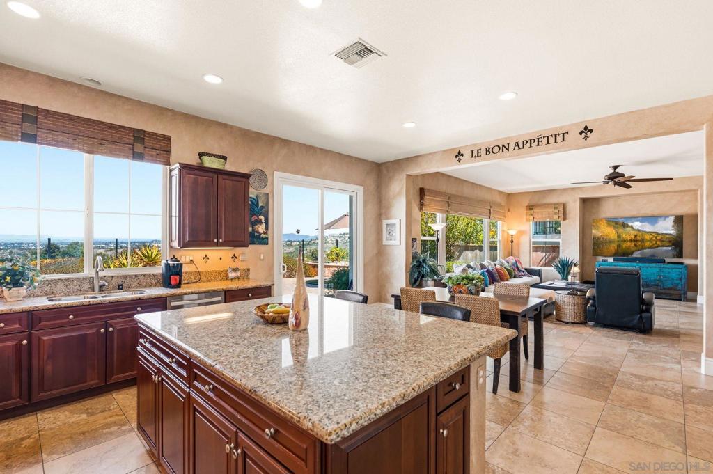 7090 Corintia Street - photo 8