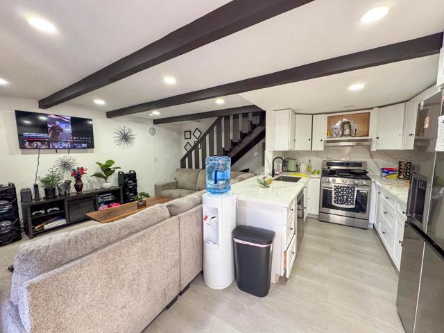 181 Alexander Avenue, San Jose CA: https://media.crmls.org/mediaz/8e10d2f7-eeae-4f42-8ac7-e64e933aee87.jpg
