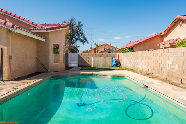 Image 32 of 34 For 81393 Avenida Gaviota