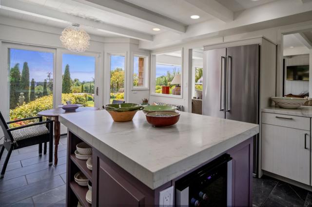 25550 Rio Vista Drive, Carmel CA: https://media.crmls.org/mediaz/8e127a25-6465-4d52-8fc6-0adedb6ded31.jpg