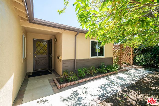 8734 Swinton Avenue photo 3