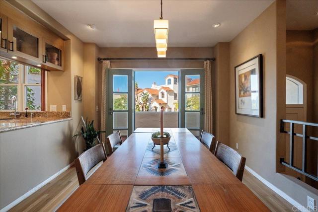 Detail Gallery Image 13 of 45 For 7339 Draper Ave, La Jolla,  CA 92037 - 3 Beds | 3 Baths