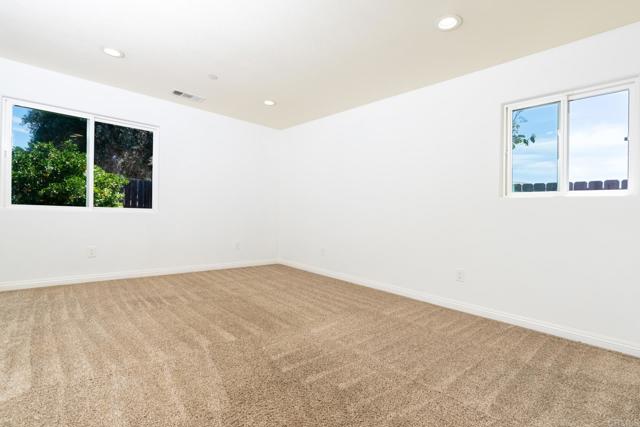 Detail Gallery Image 23 of 36 For 8364 Lake Ashwood Ave, San Diego,  CA 92119 - 4 Beds | 2/1 Baths