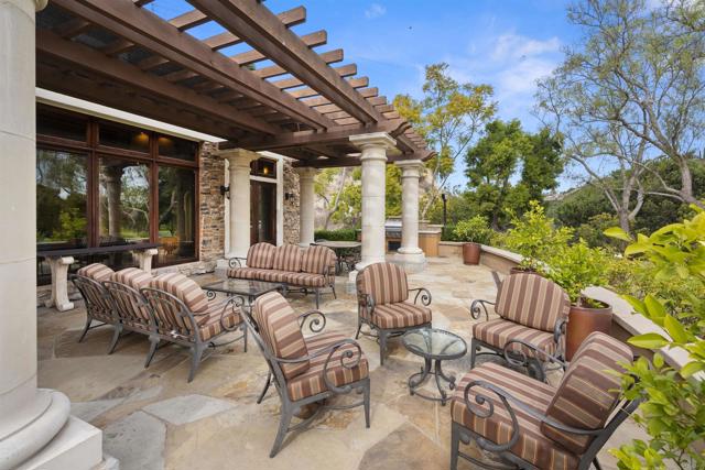 Detail Gallery Image 43 of 65 For 2753 Bellezza, San Diego,  CA 92108 - 3 Beds | 2/1 Baths