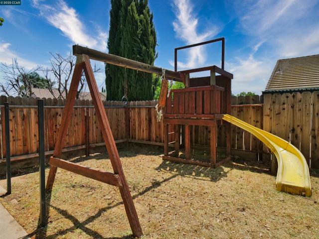4300 Cannington Lane, Salida CA: https://media.crmls.org/mediaz/8e15a197-5b28-47e0-a121-091ee4d644f3.jpg