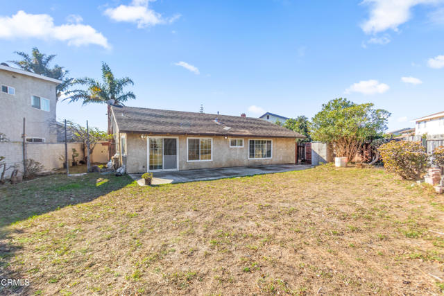 Detail Gallery Image 17 of 17 For 111 Carlisle Ct, Oxnard,  CA 93033 - 4 Beds | 2 Baths