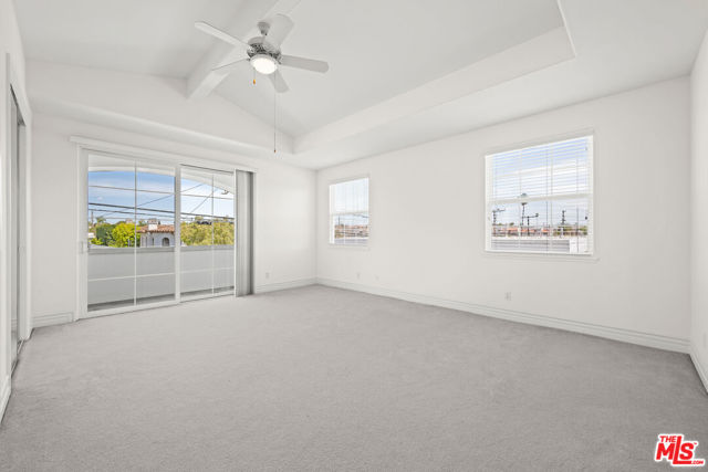 1756 Ruhland Avenue, Manhattan Beach CA: https://media.crmls.org/mediaz/8e178c02-a2c9-44c8-b7d1-9a7b644b9993.jpg