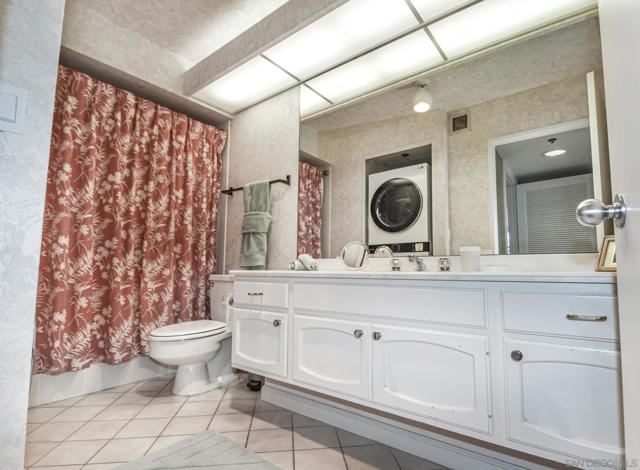 Image 26 of 27 For 1750 Avenida Del Mundo  Unit 804