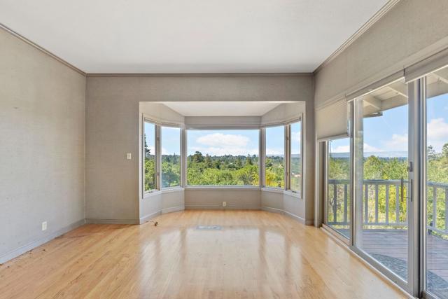 11552 Hillpark Lane, Los Altos CA: https://media.crmls.org/mediaz/8e191882-1e12-4fad-af4e-7a34001f688e.jpg