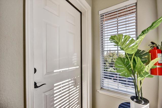 2043 Sonador Commons, San Jose CA: https://media.crmls.org/mediaz/8e19399d-df3e-4eda-a39b-275695b96677.jpg