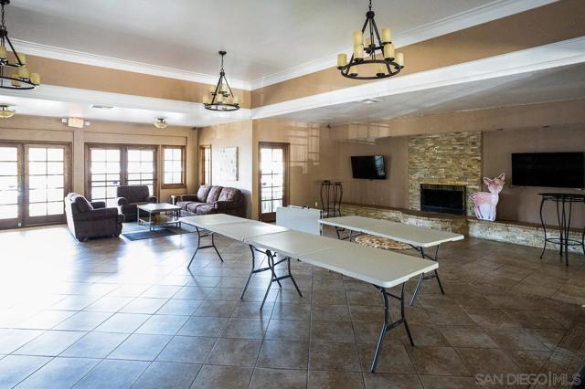 6059 Rancho Mission Rd, San Diego CA: https://media.crmls.org/mediaz/8e19a96f-c37c-4640-b658-ab5773da5bfe.jpg