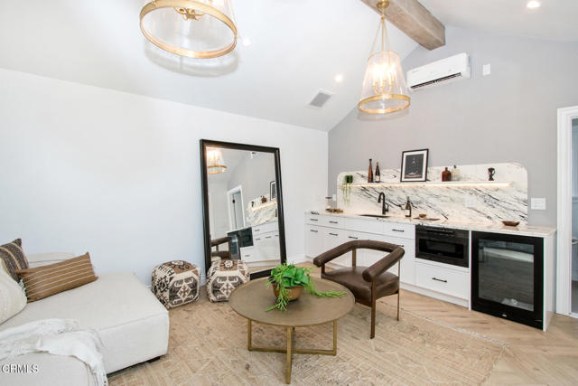 1036 S Madison Avenue, Pasadena CA: https://media.crmls.org/mediaz/8e19eb62-95d8-454c-bc58-4838745d0807.jpg
