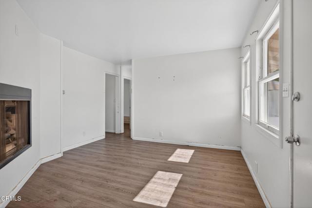 1211 Cruzero Street, Ojai CA: https://media.crmls.org/mediaz/8e1a25a8-2618-4d40-a95f-da61a4de819a.jpg