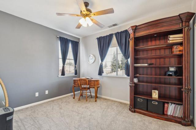 7355 Edgewater Street, Chowchilla CA: https://media.crmls.org/mediaz/8e1c5374-0820-490a-8017-f1e32ff8cf1a.jpg