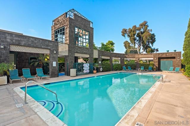 4347 Nobel Dr, San Diego CA: https://media.crmls.org/mediaz/8e1d2bc0-f224-4681-91b3-50a988227b27.jpg