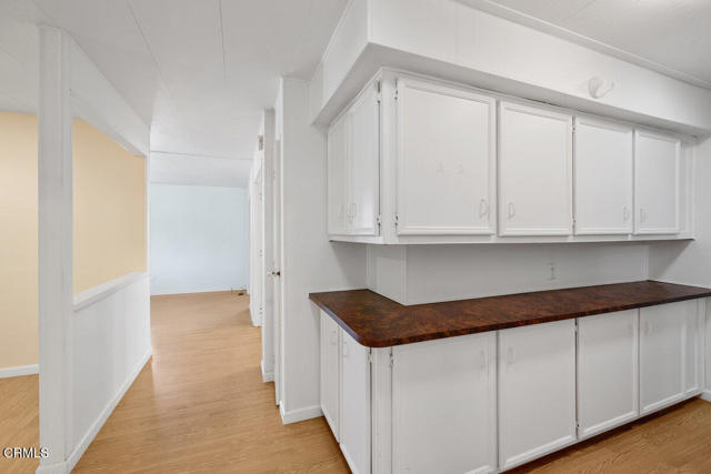 232 Talud Terrace Terrace, Camarillo CA: https://media.crmls.org/mediaz/8e1dadf4-6825-49c3-8628-37718de89279.jpg