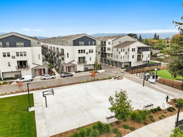 581 Yale Way, San Jose CA: https://media.crmls.org/mediaz/8e208068-1c75-47dc-8ee0-e1ce9e261f61.jpg