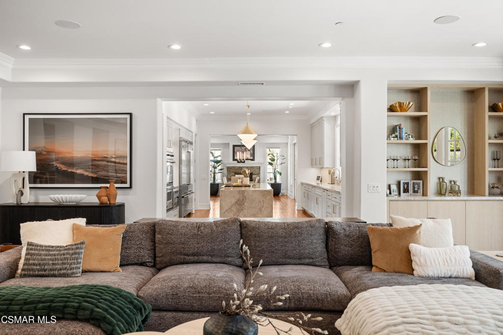 MLS #226003928 image #7