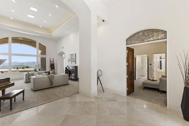 Home for Sale in Valley Center