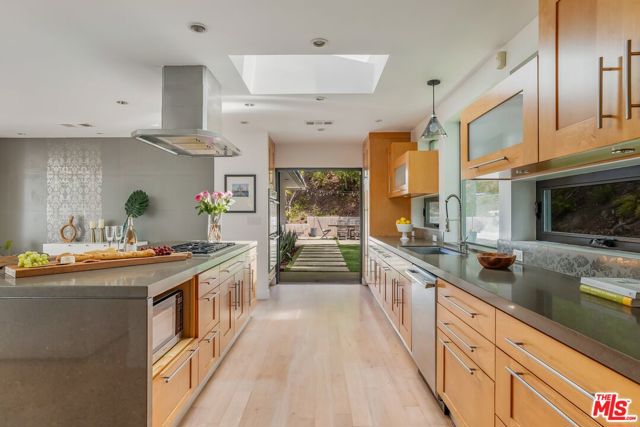 874 N Norman Place, Los Angeles CA: https://media.crmls.org/mediaz/8e21ca74-1218-428a-8ad8-177e7ffb7f08.jpg