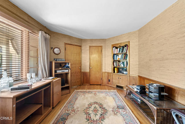 4369 Firmament Avenue, Encino CA: https://media.crmls.org/mediaz/8e222fd1-1a3a-44ac-9574-d8699a45c618.jpg