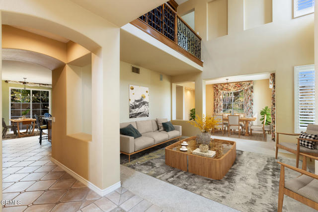 Detail Gallery Image 3 of 45 For 3710 Sunset Ridge Rd, Altadena,  CA 91001 - 5 Beds | 4/1 Baths