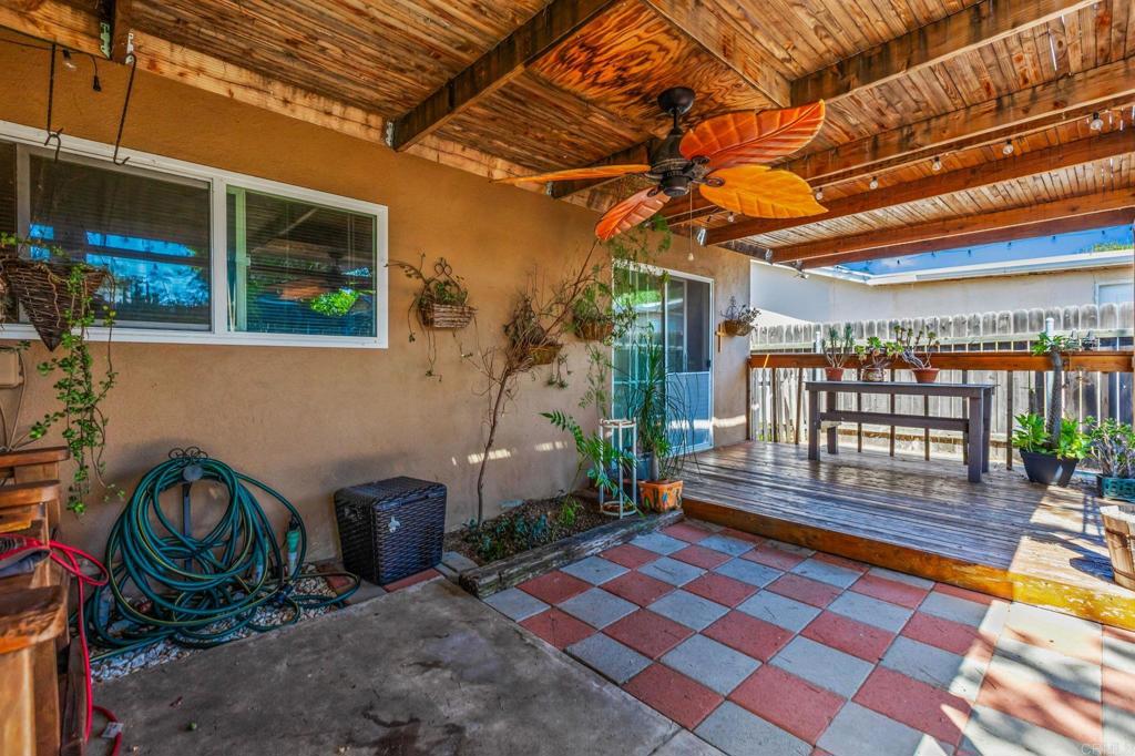 650 Begonia Street - photo 16