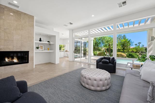 75070 Muirfield Court, Indian Wells CA: https://media.crmls.org/mediaz/8e252638-e319-4952-a2b8-9000fa2975b4.jpg