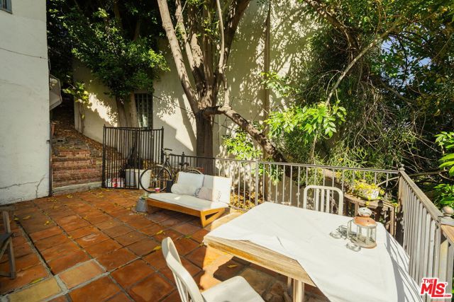 2 Bed Home for Sale in Los Angeles, California