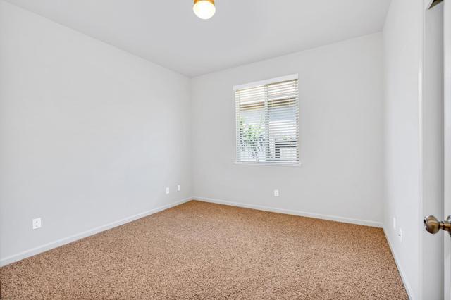 1149 Bellflower Way, Los Banos CA: https://media.crmls.org/mediaz/8e26688c-11dd-4a0b-b066-d3204a862096.jpg