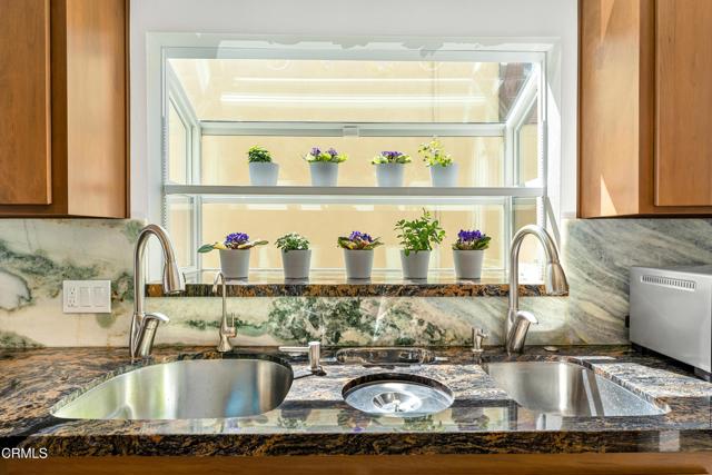 Detail Gallery Image 29 of 59 For 3810 W Hemlock St, Oxnard,  CA 93035 - 4 Beds | 4 Baths