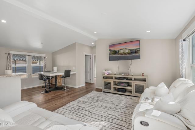 Detail Gallery Image 3 of 39 For 250 E Telegraph Rd #155,  Fillmore,  CA 93015 - 3 Beds | 2 Baths