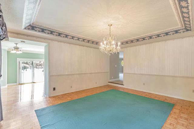 9885 Lantz Drive, Morgan Hill CA: https://media.crmls.org/mediaz/8e28a9b0-d12d-4dc3-b6bf-d3c28add299f.jpg