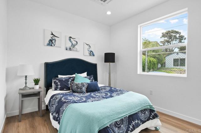 4055 Bernice Drive, San Diego CA: https://media.crmls.org/mediaz/8e28f796-c894-4942-9994-26ed370c3088.jpg