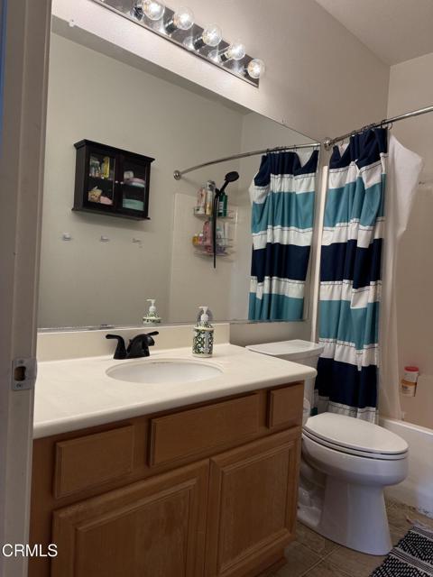 Detail Gallery Image 6 of 16 For 2671 Coral Gum Ln, Simi Valley,  CA 93065 - 4 Beds | 3 Baths