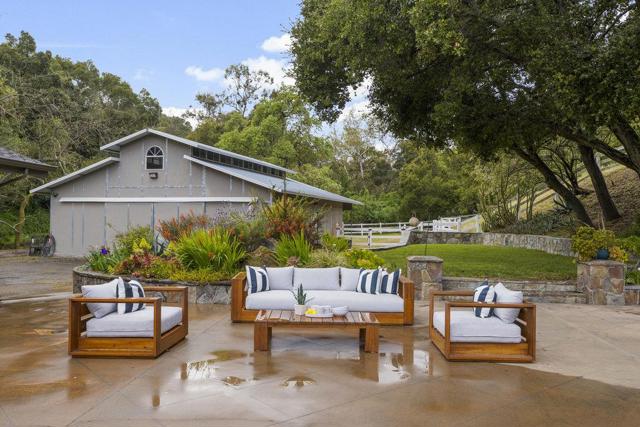 14205 Shannon Road, Los Gatos CA: https://media.crmls.org/mediaz/8e29a8df-8903-4cbf-a06e-2fcbbc995c9b.jpg